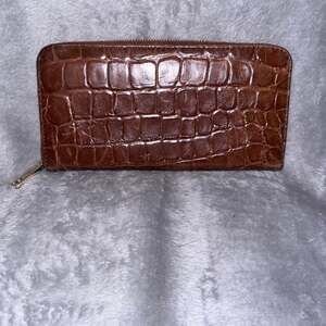 Fossil Jori Zip-Around Wallet Brown Crocodile Embossed Leather